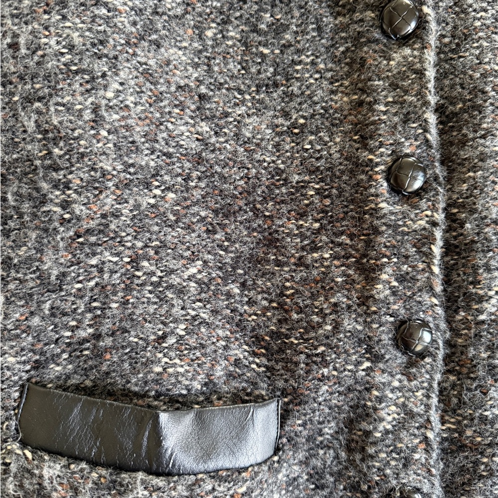 Carole Little Textured Knit Sweater in Gray and Black - Picture 3 of 4